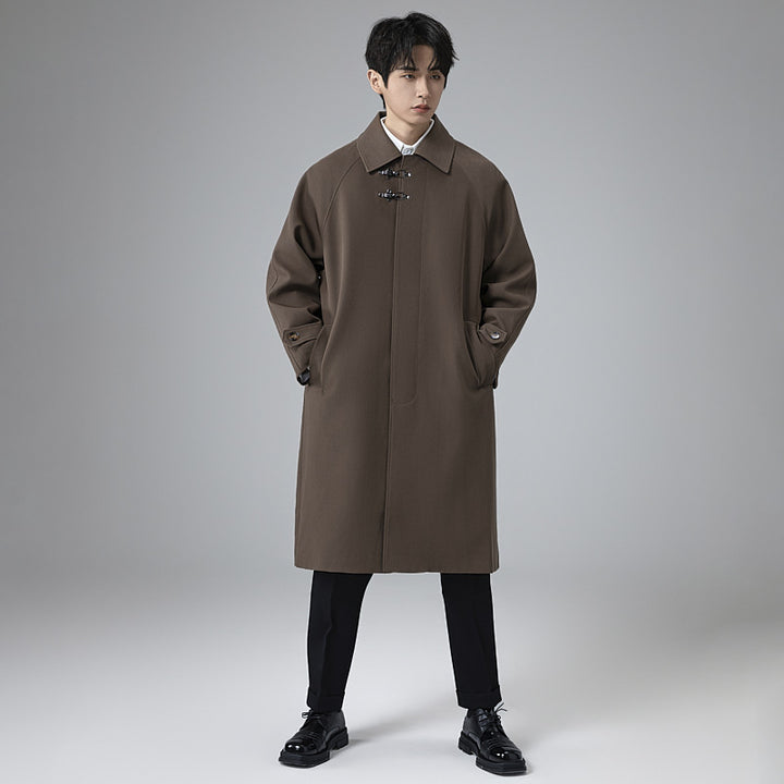 Men's long-cut coat in modern duffle style with toggle fastenings and striped interior lining Mune Fashion