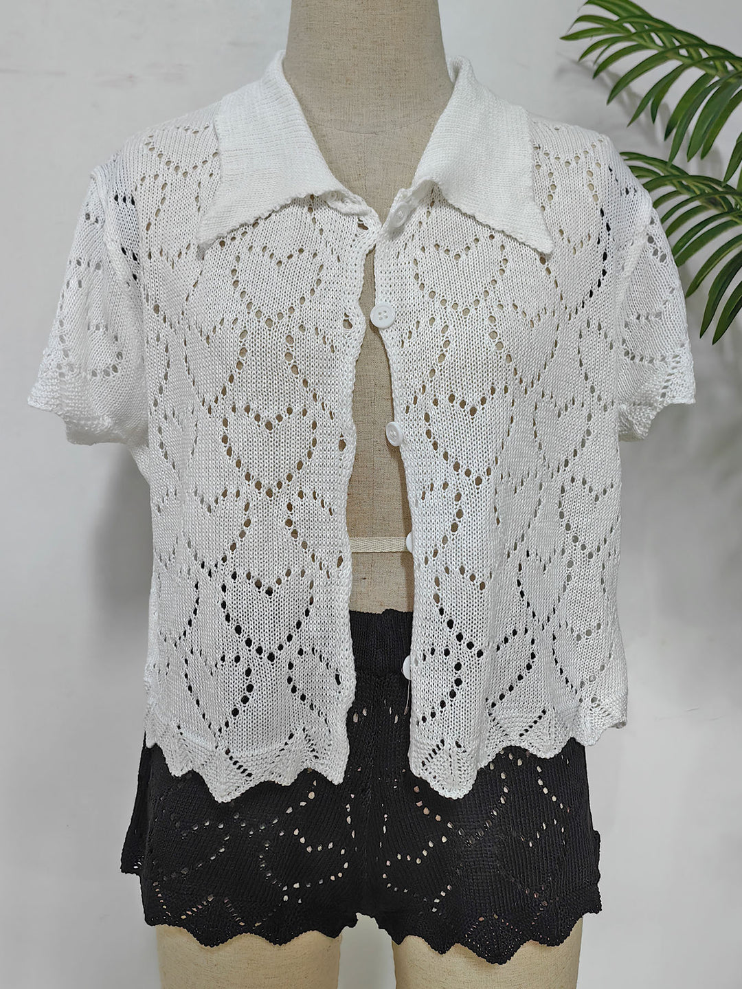 Women's airy crochet cardigan with trendy lace pattern Mune Fashion
