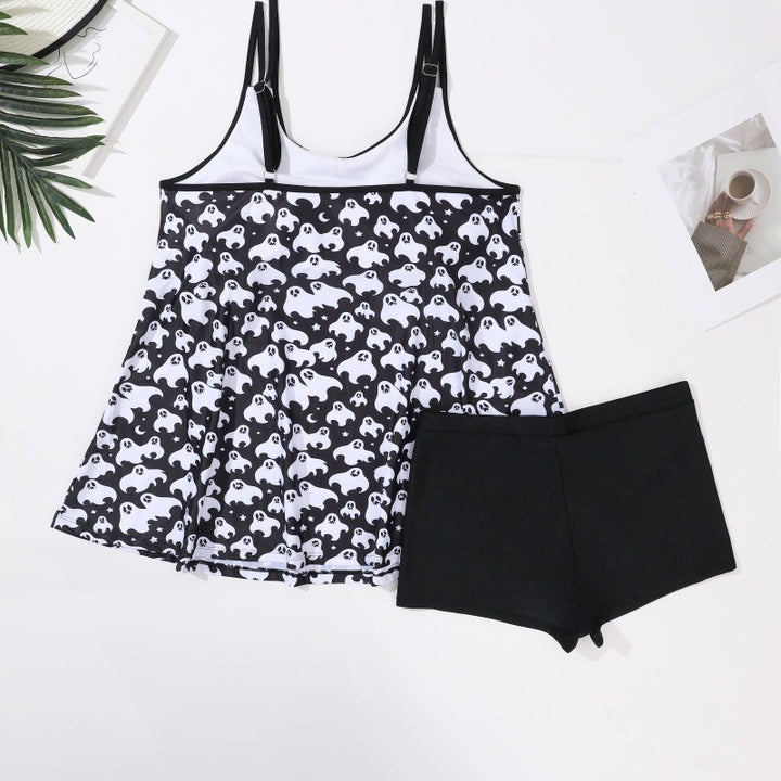 Women's playful beach outfit with flowing top and shorts Mune Fashion