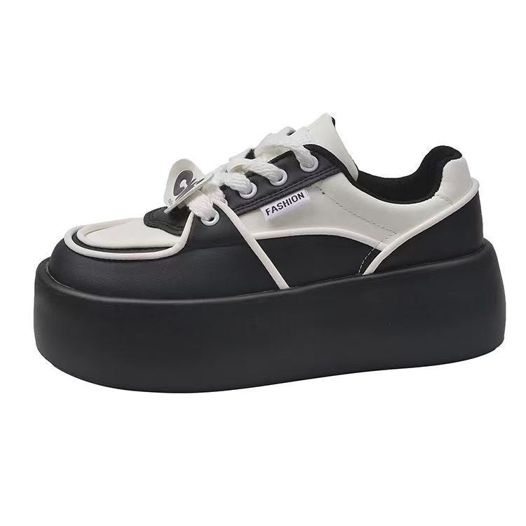 Ladies fashionable platform sneakers with elegant decorative seams and cushioned sole Mune Fashion