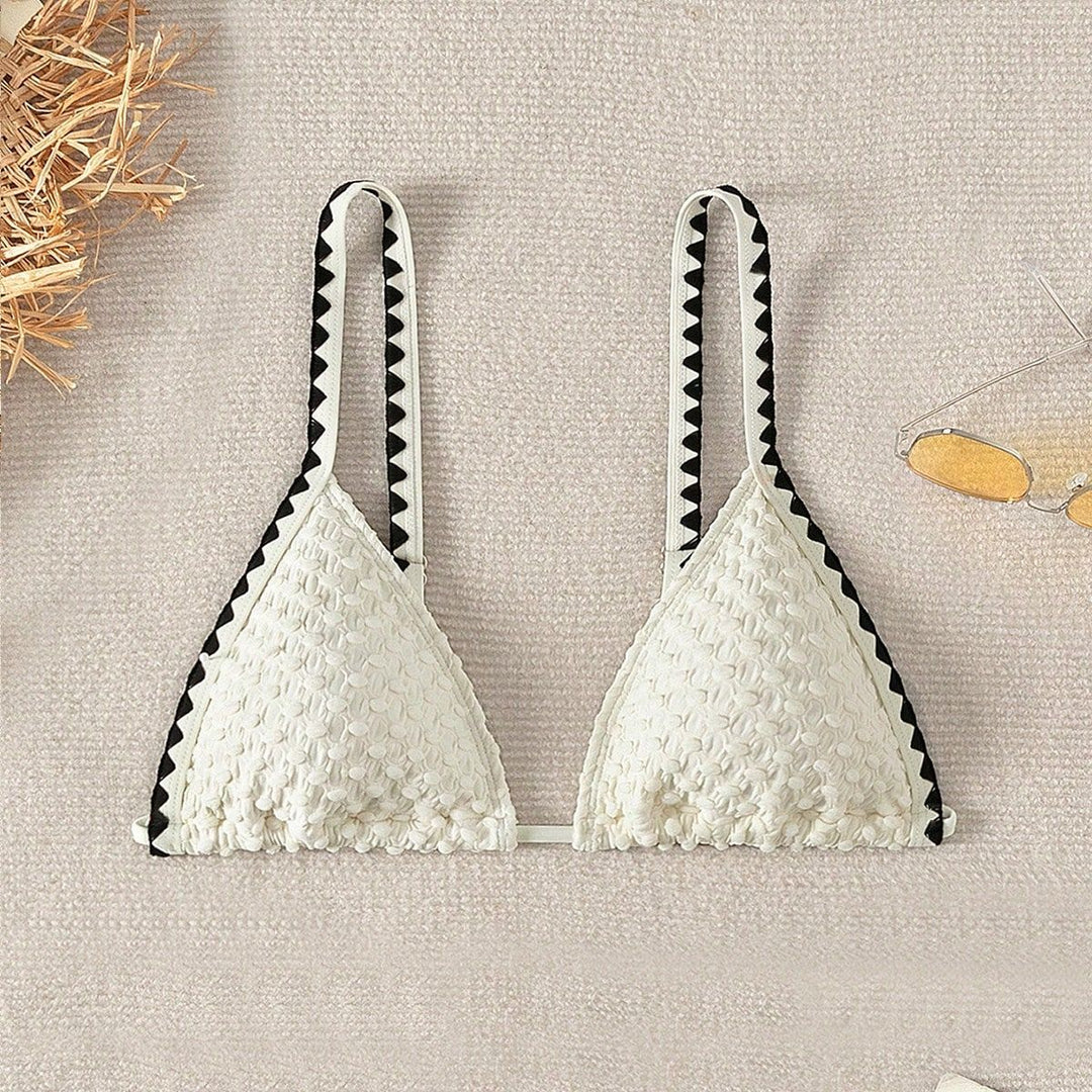 Women's Triangle Bikini with Structured Material Mune Fashion