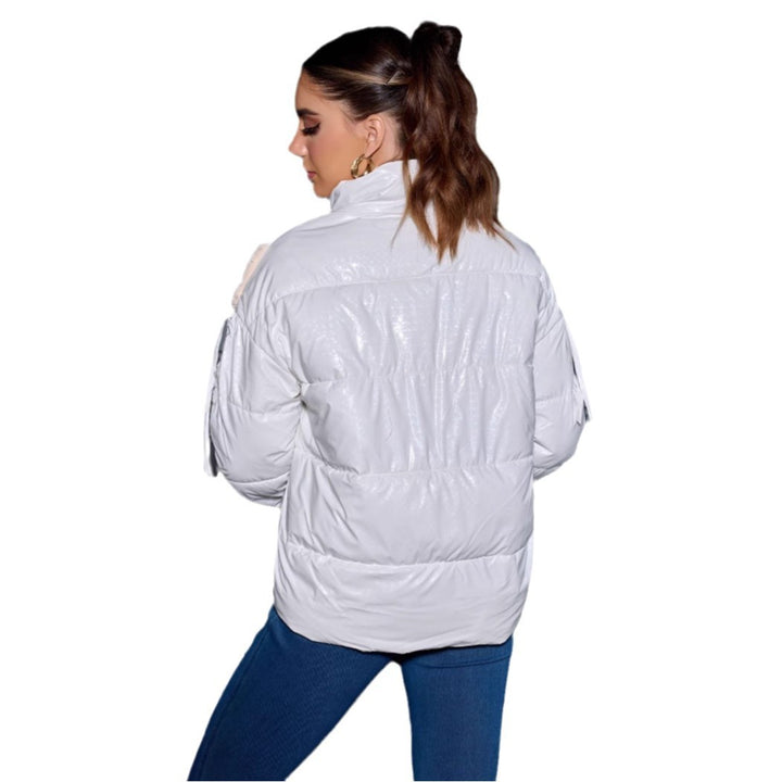 Women's Padded Quilted Jacket with Faux Fur V-Inset, Stand Collar & Zipper Mune Fashion
