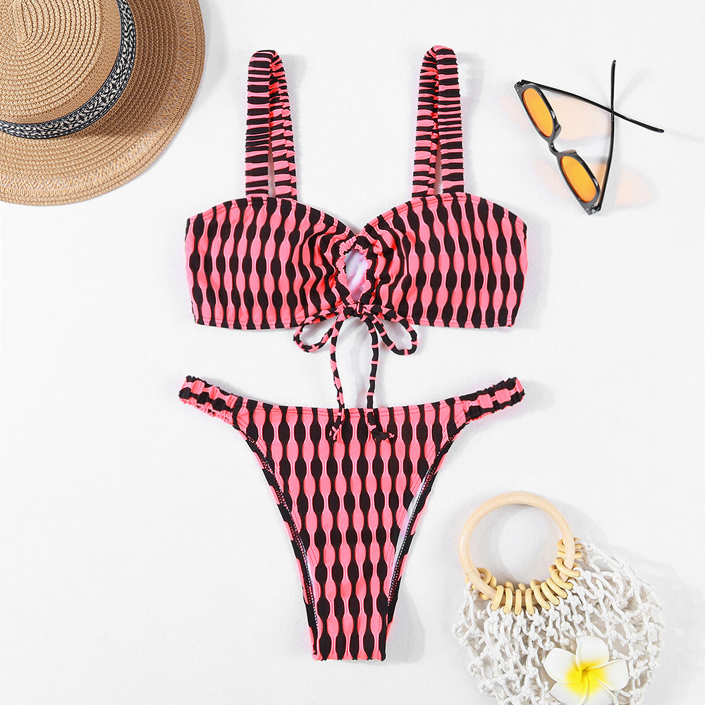 Ladies Bikini set with decorative lacing and trendy striped pattern Mune Fashion