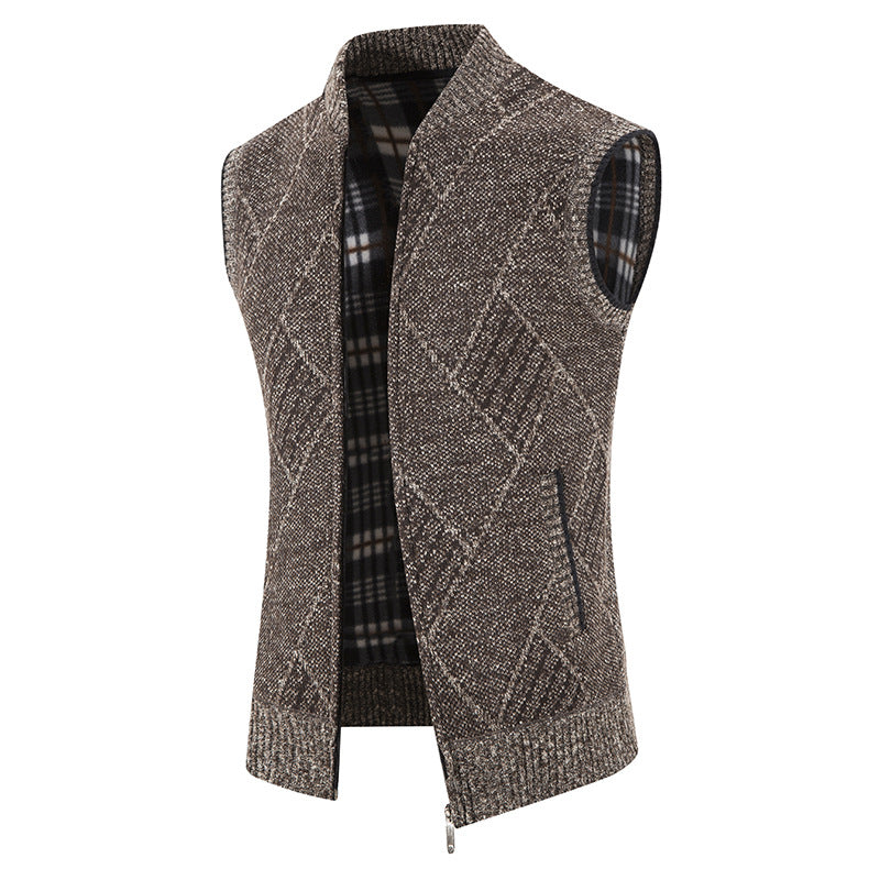 Men's sleeveless knitted vest with padded lining, full-length zipper, and structured weave look Mune Fashion