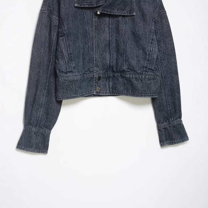 Women short-cut oversized jeans jacket with wide shawl collar Mune Fashion