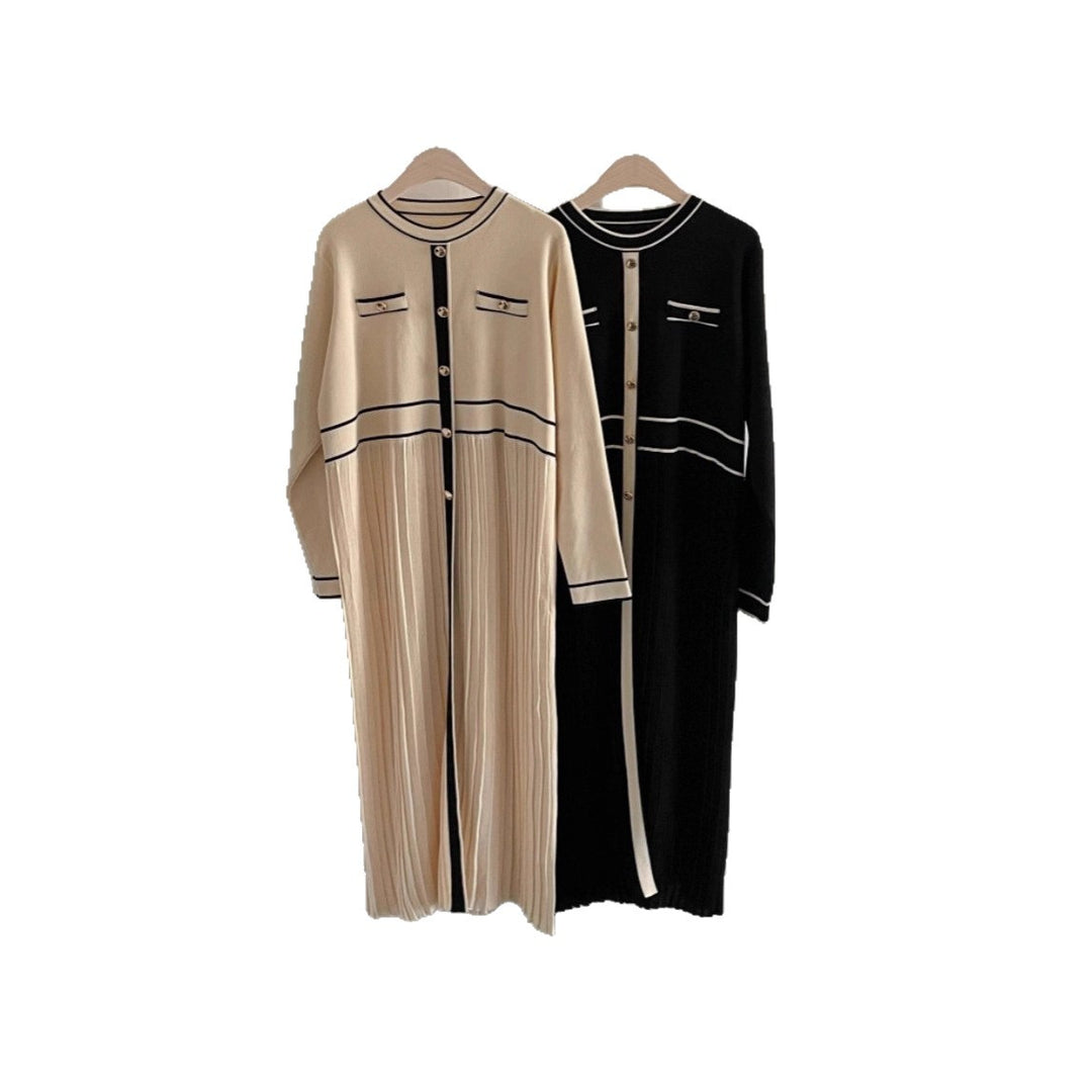 Ladies Elegant Long Knit Dress with Contrast Piping, Decorative Button Placket and Pleated Skirt Mune Fashion
