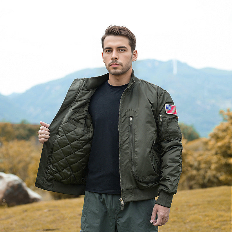 Men's Stylish Bomber Jacket with Insulating Inner Lining and Practical Pockets Mune
