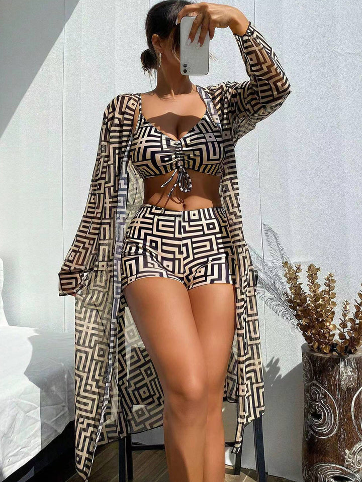 Women's bathing outfit with geometric design and transparent kimono Mune Fashion