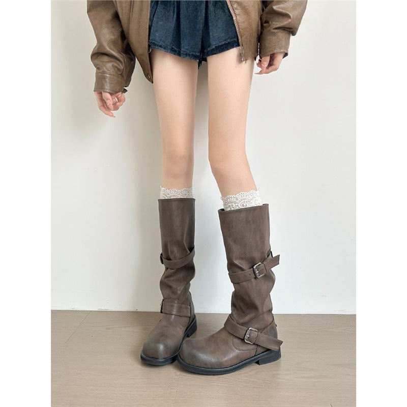 Women's knee-high biker boots with gathered shaft, adjustable buckles and robust tread sole Mune Fashion