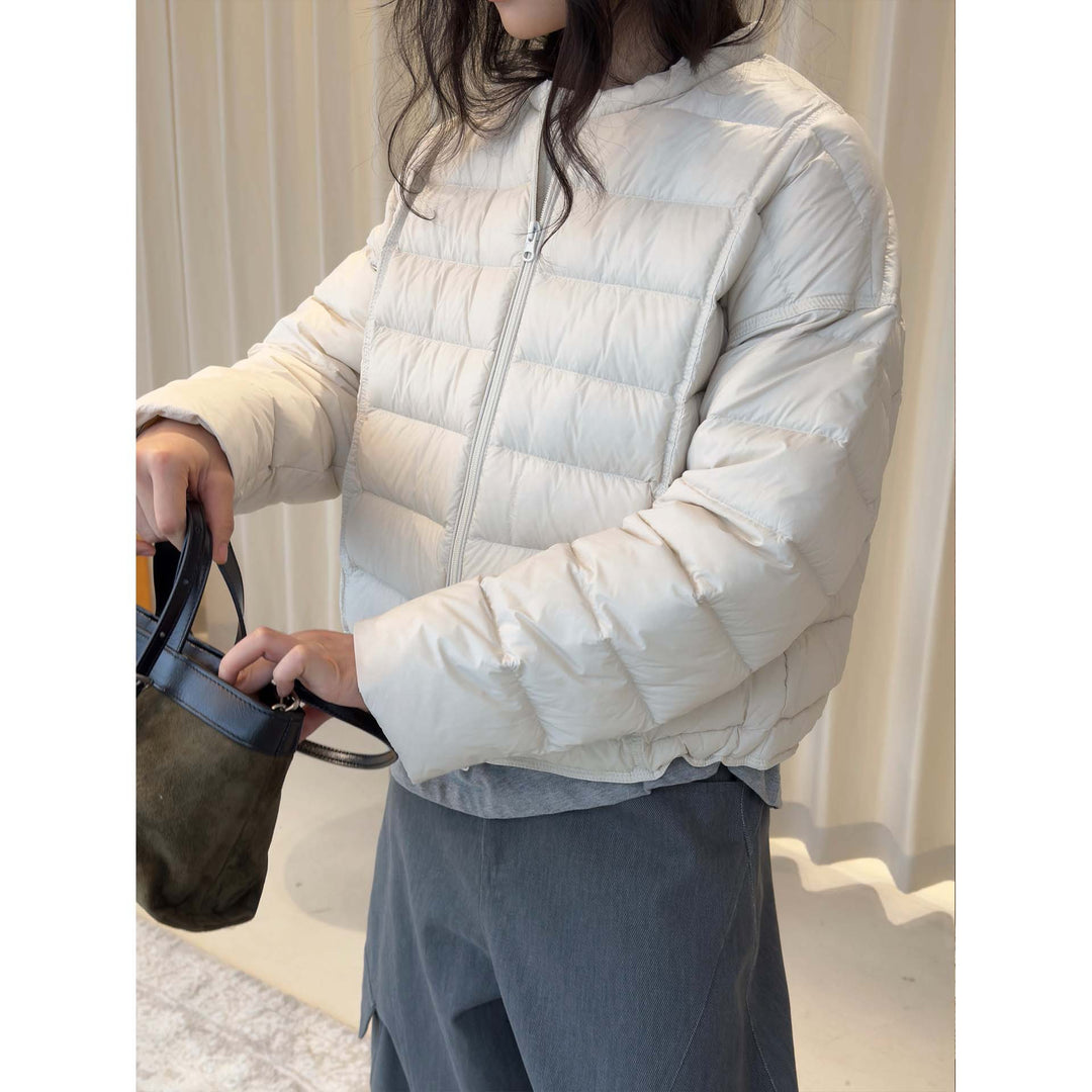 Women Lightweight Quilted Short Jacket with Boxy Silhouette and Full Zip Mune Fashion