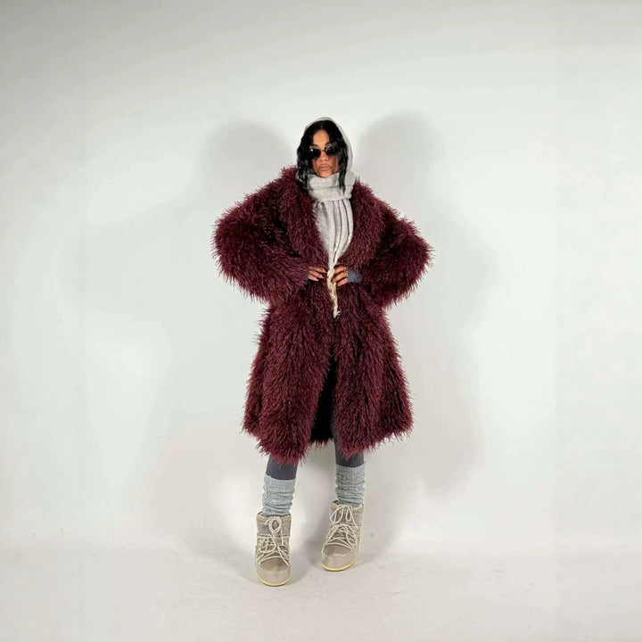 Women's Maxi Long Faux Fur Coat with Long Pile and Oversized Silhouette Mune Fashion