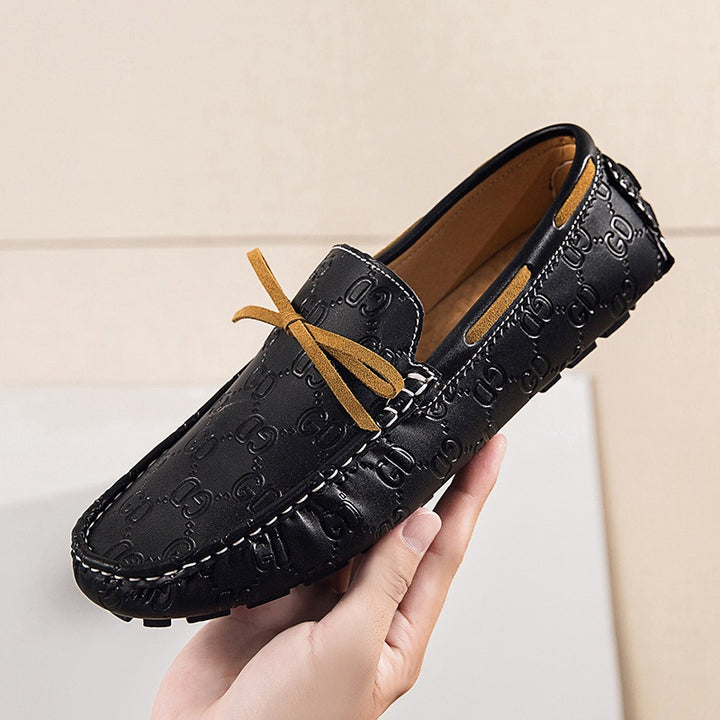 Men's suede moccasins with soft plush lining, decorative tassel, and textured rubber outsole Mune Fashion