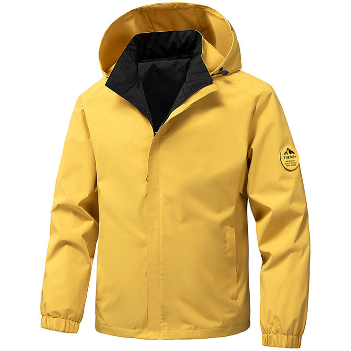 Men's technical hooded softshell jacket with adjustable hood and utility pockets Mune Fashion