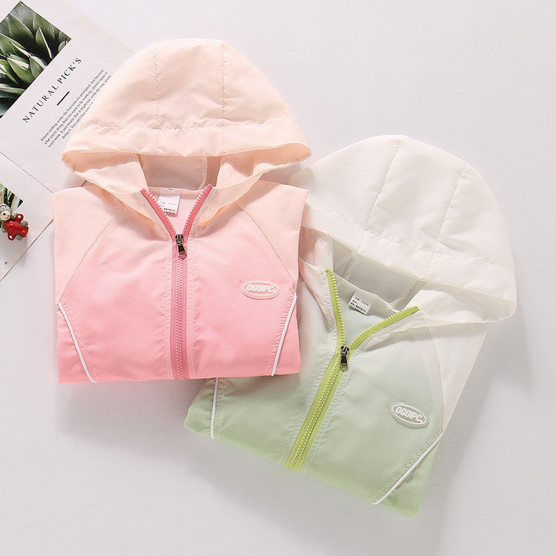 Women's lightweight water-repellent transitional jacket with hood and zip pockets Mune Fashion
