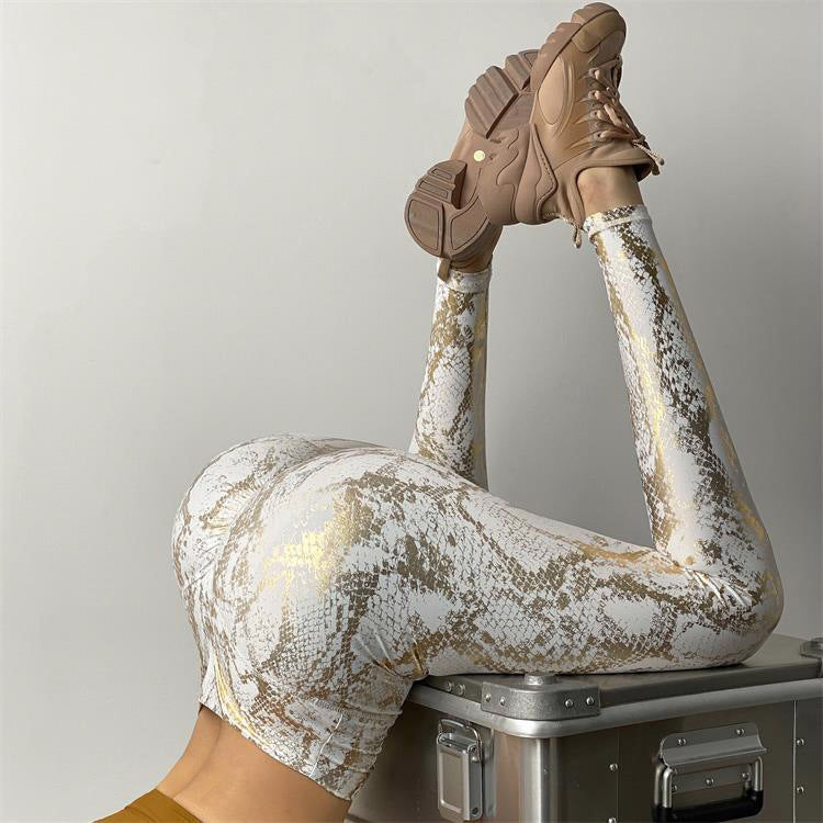 Women's high-waisted sports leggings with shaping compression and structured snake embossing Mune Fashion