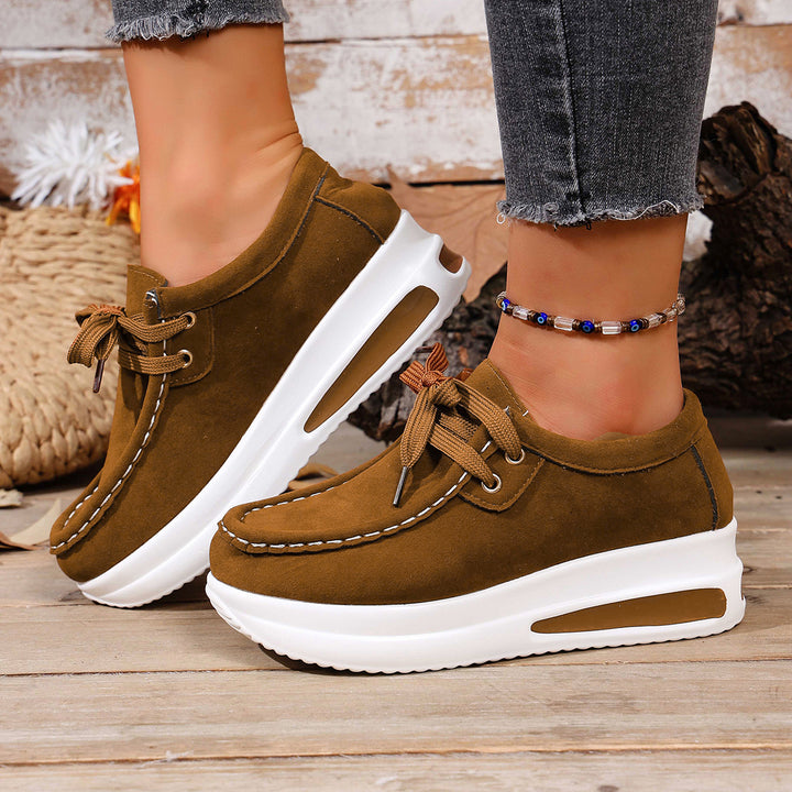 Women's Comfortable Wedge Platform Sneakers with Suede Look and Padded Comfort Insole Mune Fashion