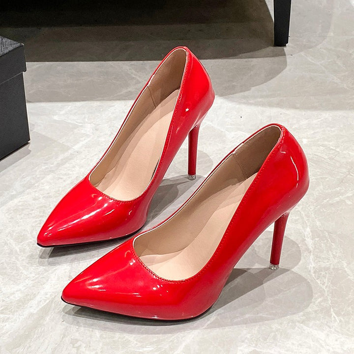 Women's bridal patent leather pumps with pointed toe shape and slim stiletto heel Mune Fashion