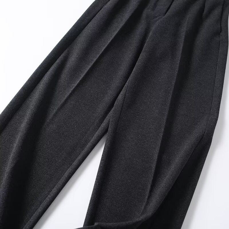 Women's High-Waisted Pleated Trousers with Wide Leg and Classic Tailoring Mune Fashion