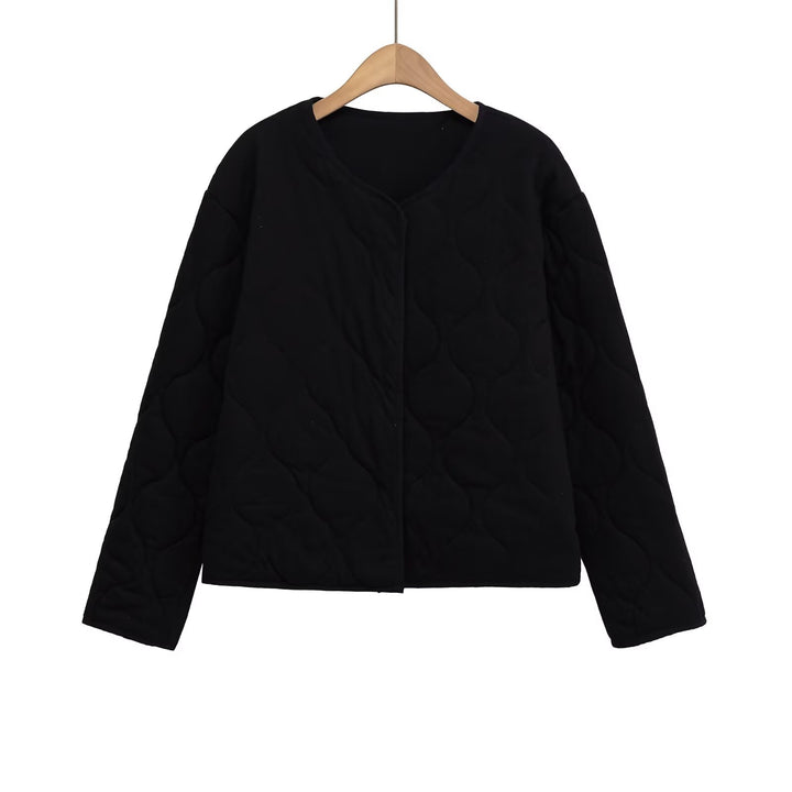 Women nan short-cut quilted transitional jacket with round neckline and decorative wave quilting Mune Fashion