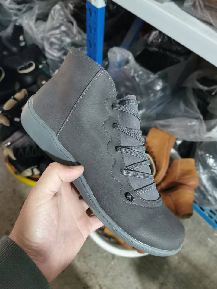 Men's high-cut leather sneaker with elastic lacing and ergonomic rubber sole Mune Fashion