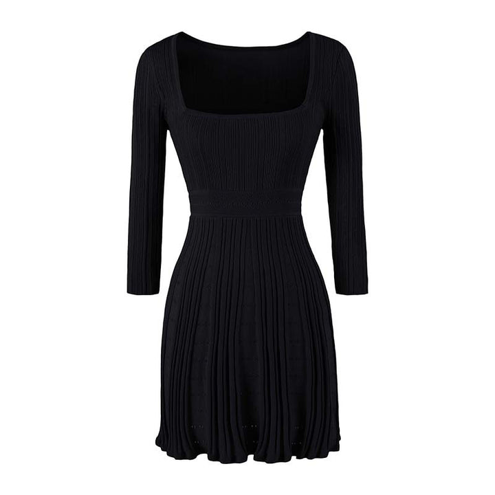 Women's Figure-Hugging Fine Knit Midi Dress with Square Neckline and Pleated Skirt Mune Fashion