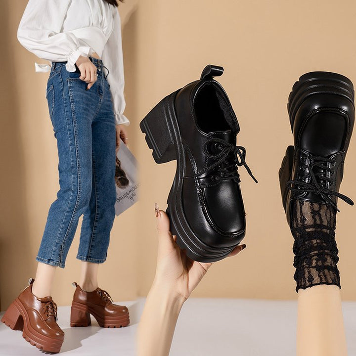 Women's Platform Shoe with Lacing, Solid Block Heel and Profiled Lug Sole Design Mune Fashion
