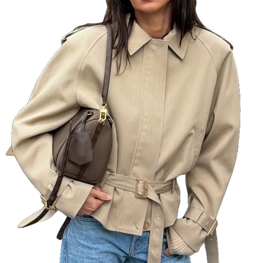 Women Tailored Short Trench Coat with Tie Belt, Raglan Sleeves and Concealed Button Placket Mune Fashion