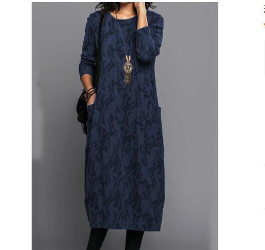 Women's casually cut midi dress made of fine knit with tone-on-tone jacquard, round neckline, and side pockets Mune Fashion
