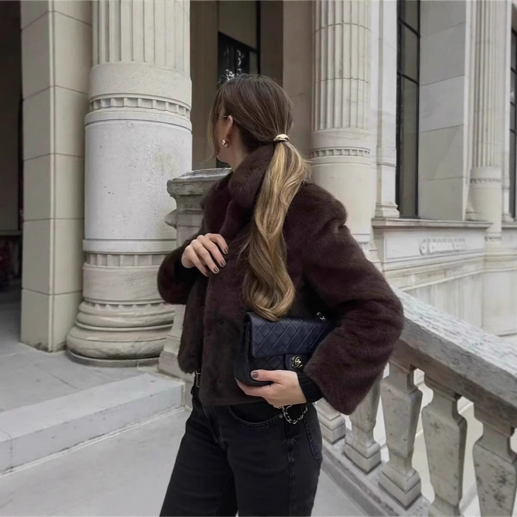 Women's Short Boxy Faux Fur Jacket with Shirt Collar and Dense High-Pile Texture Mune Fashion