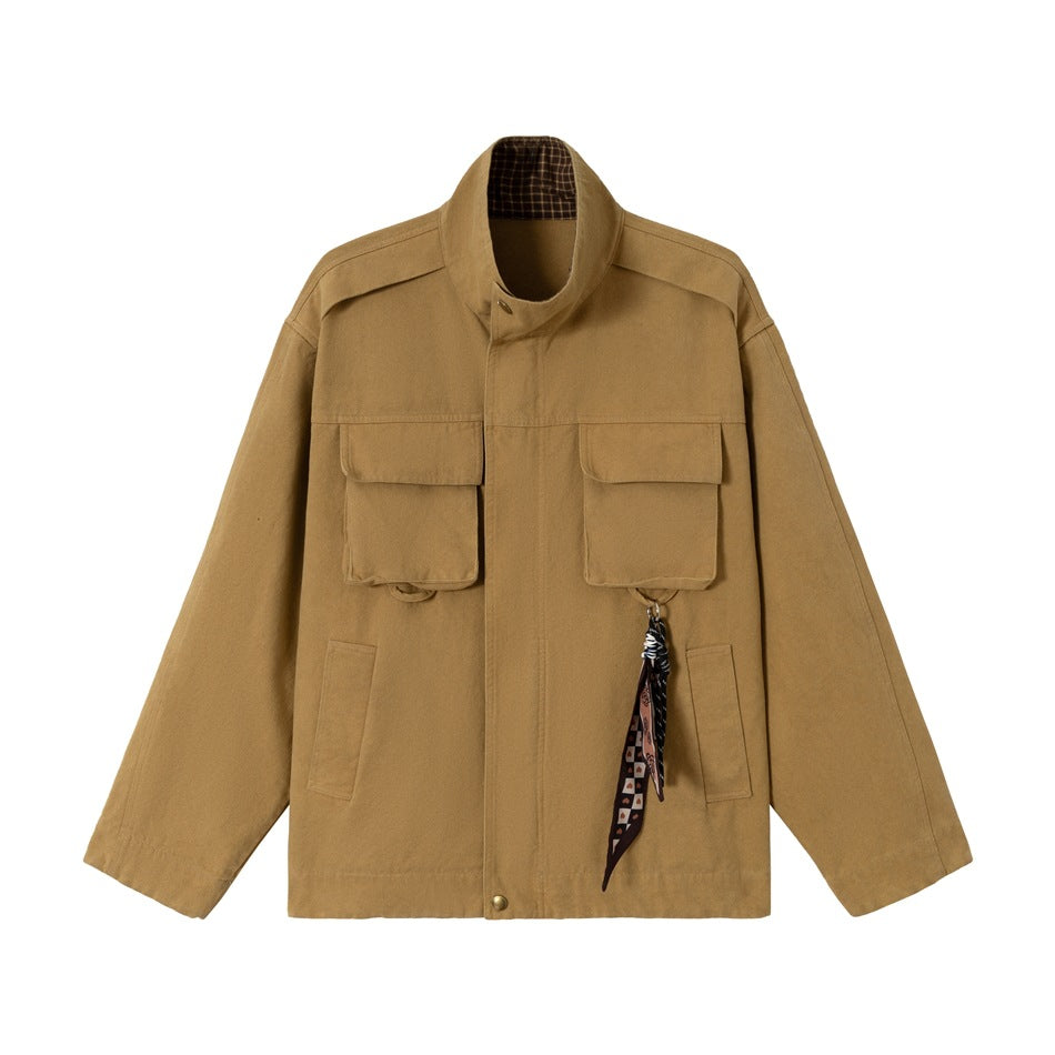 Men's short-cut rugged field jacket made of cotton canvas with stand-up collar and patch pockets Mune Fashion