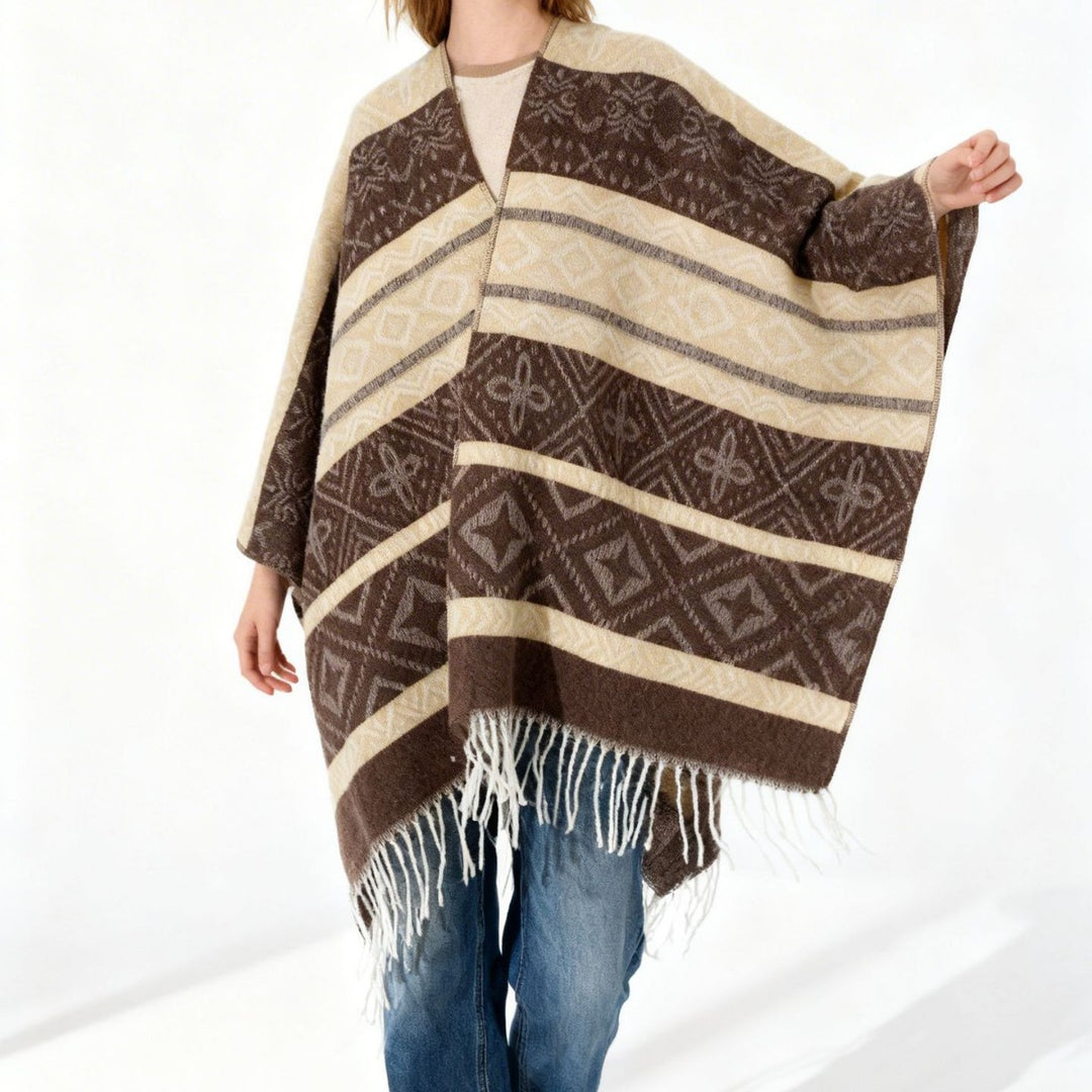 Women Oversize Cape with woven diamond jacquard, V-neck and fringe hem Mune Fashion