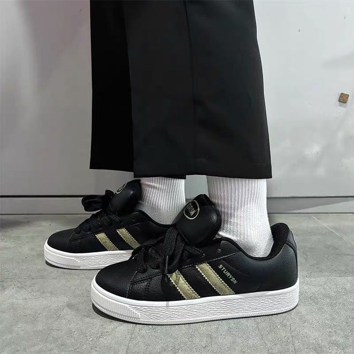 Women's fashionable sneakers with flat sole and breathable surface Mune Fashion