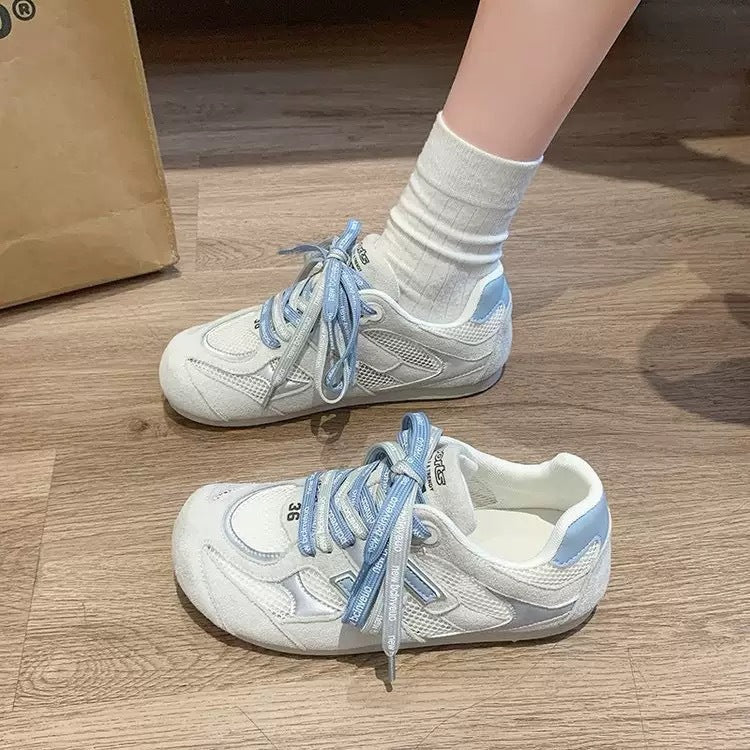 Women's Breathable Sports Sneakers with Innovative Cushioning and Fashionable Design Mune Fashion