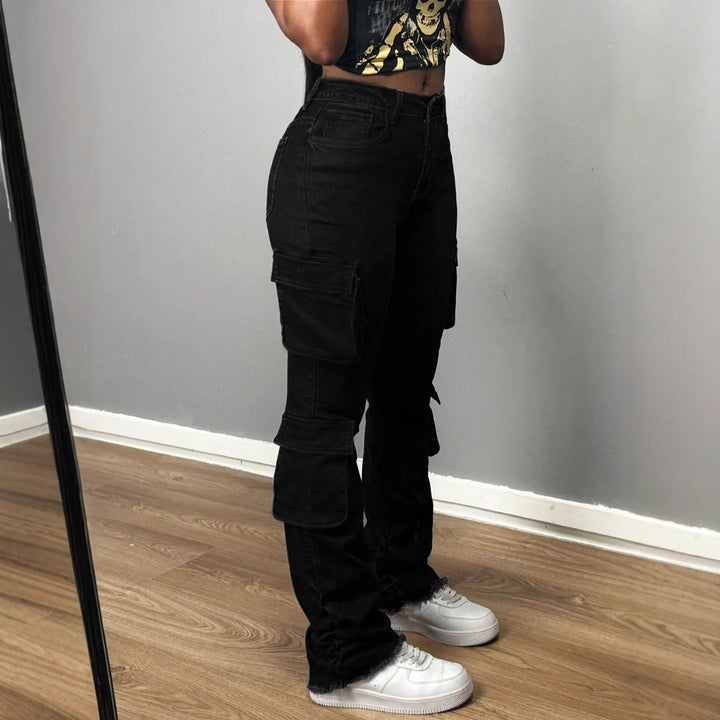 Ladies High-Waisted Cargo Jeans with Multiple Flap Pockets and Long Leg Mune Fashion
