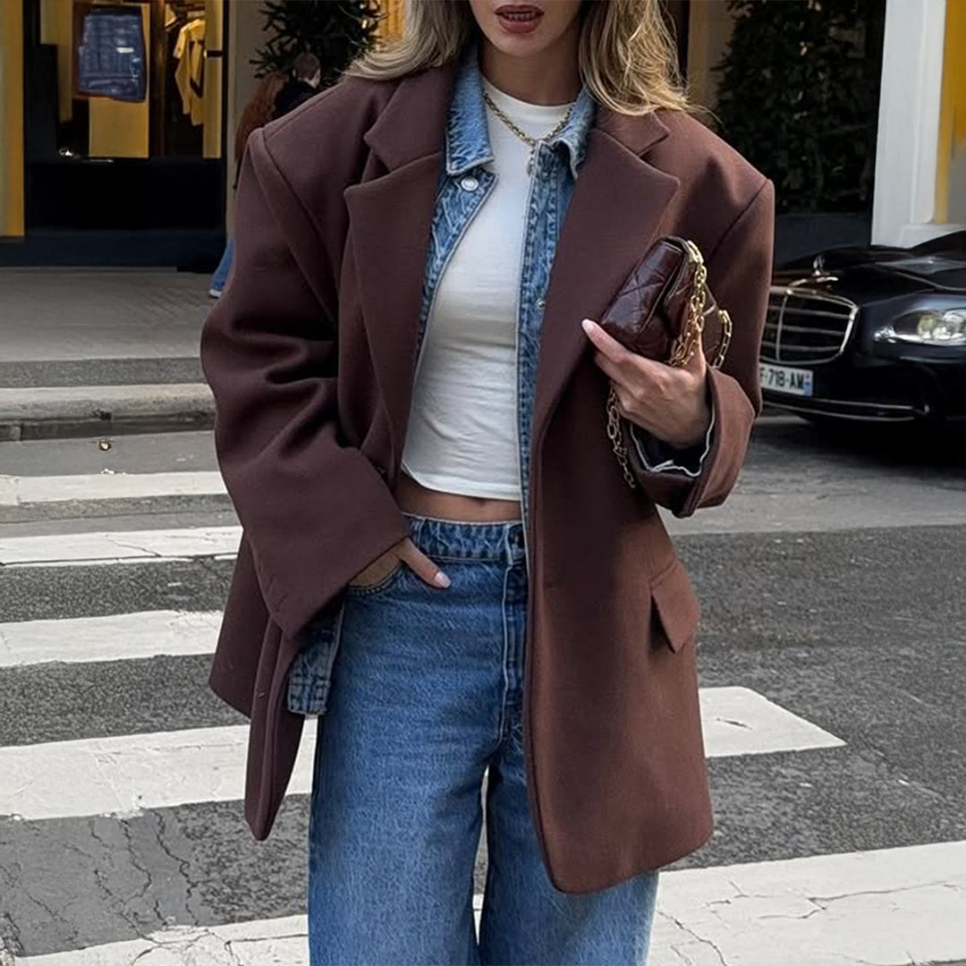 Women's oversized long blazer with boxy cut, notched lapel, padded flap pockets, and textured wool blend Mune Fashion