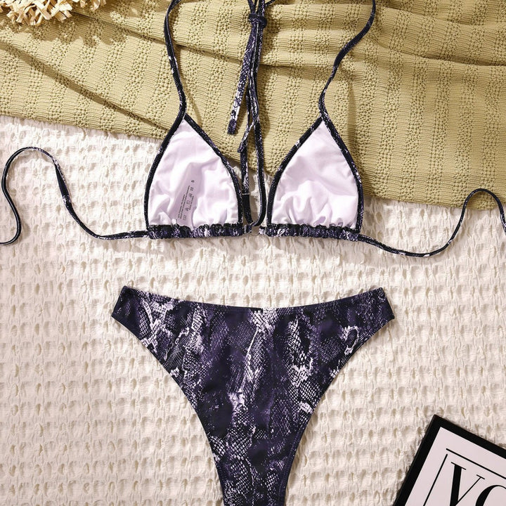 Women's triangle bikini with stylish cross strap Mune Fashion