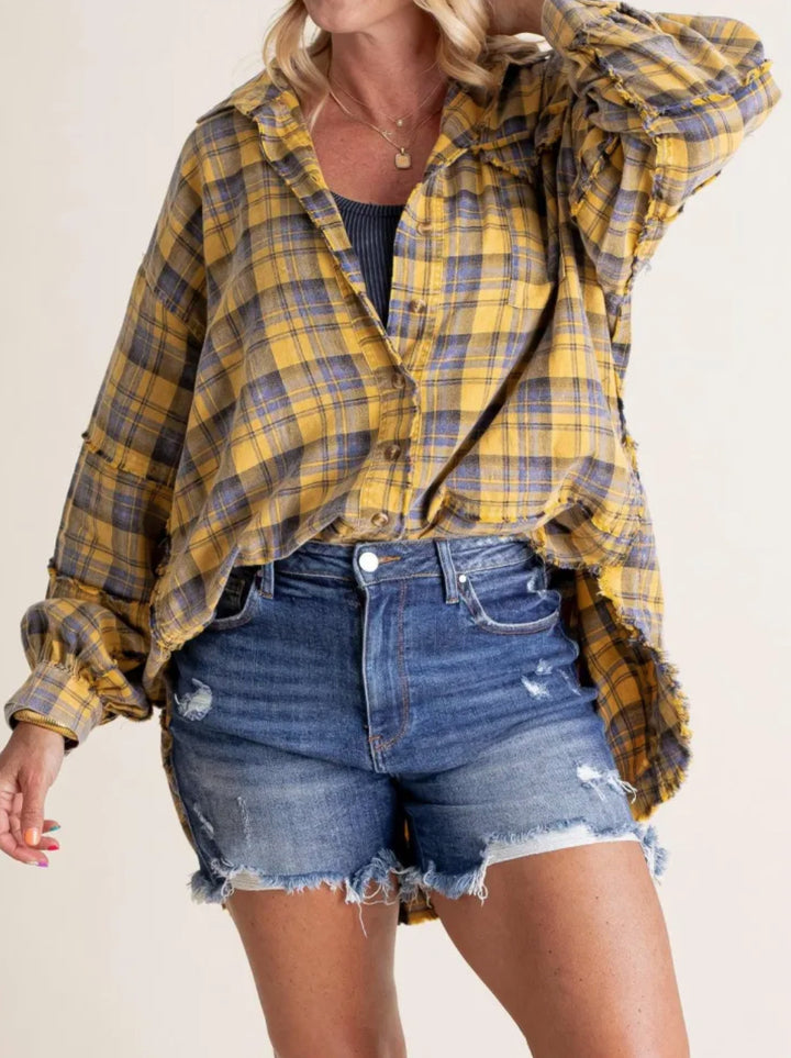 Women's oversized check shirt with fringe trim, chest pockets, and loose fit Mune Fashion