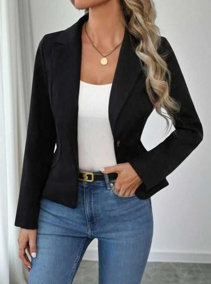 Women's fitted single-button blazer with lapel collar and flap pockets Mune Fashion