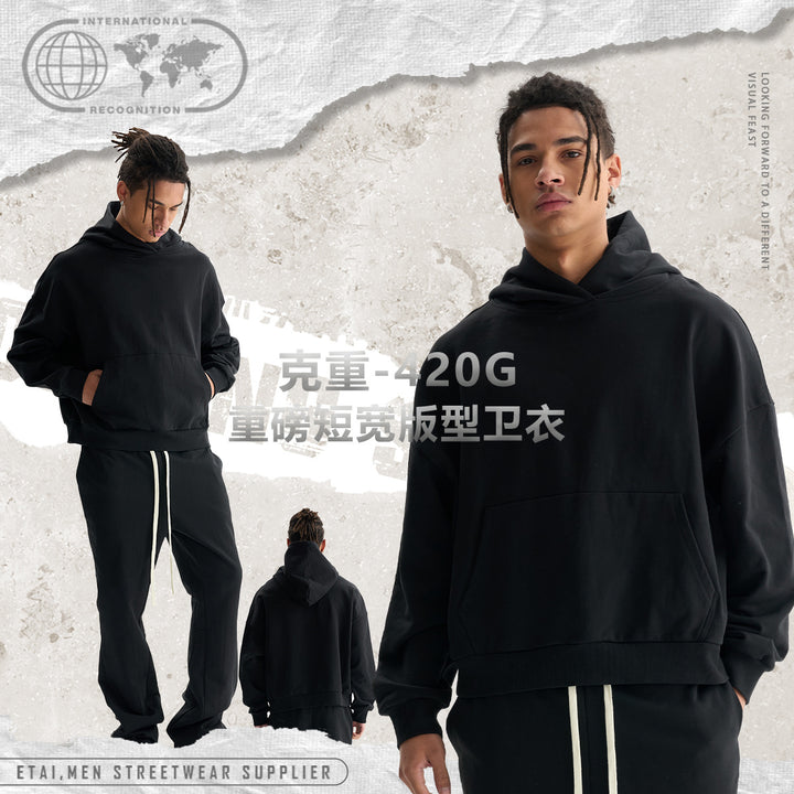 Women Wide Cut Hoodie with Cropped Hem and Kangaroo Pocket Mune Fashion