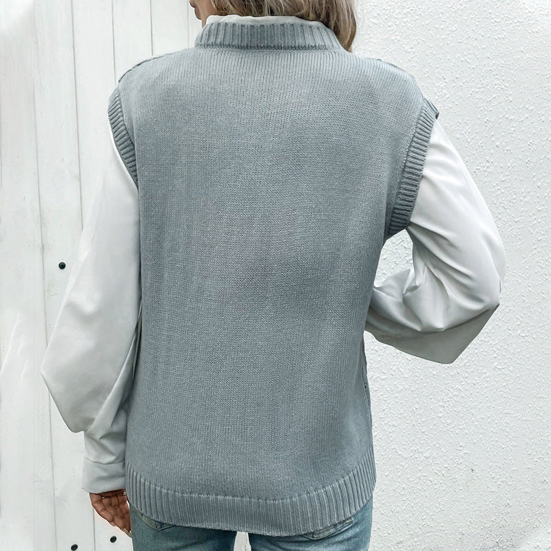 Ladies V-Neck Openwork Knit Vest with Diamond and Cable Pattern Mune Fashion