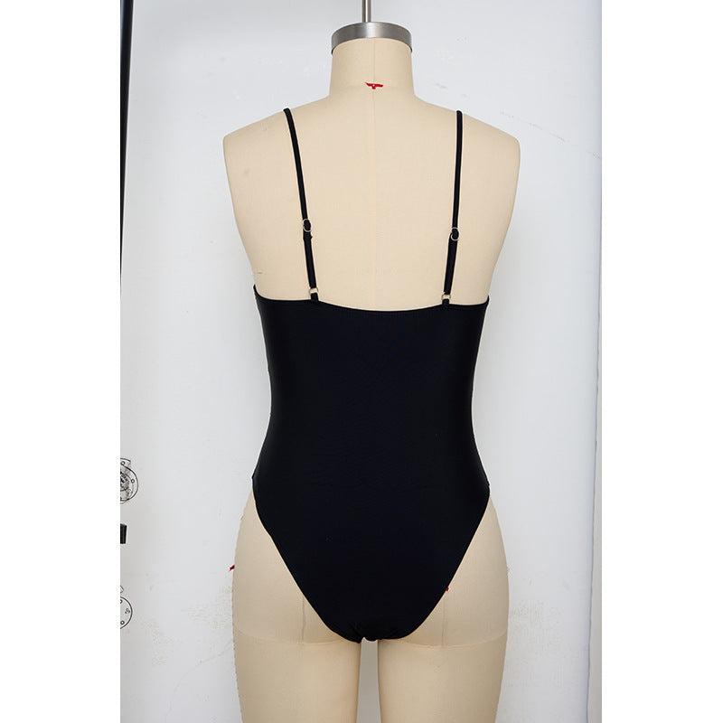 Women Elegant High-Cut One-Piece Swimsuit with Fashionable Buckles Mune Fashion