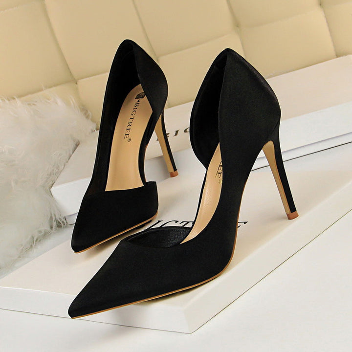 Ladies Elegant Stiletto Pumps with Open Heel and Pointed Design Mune