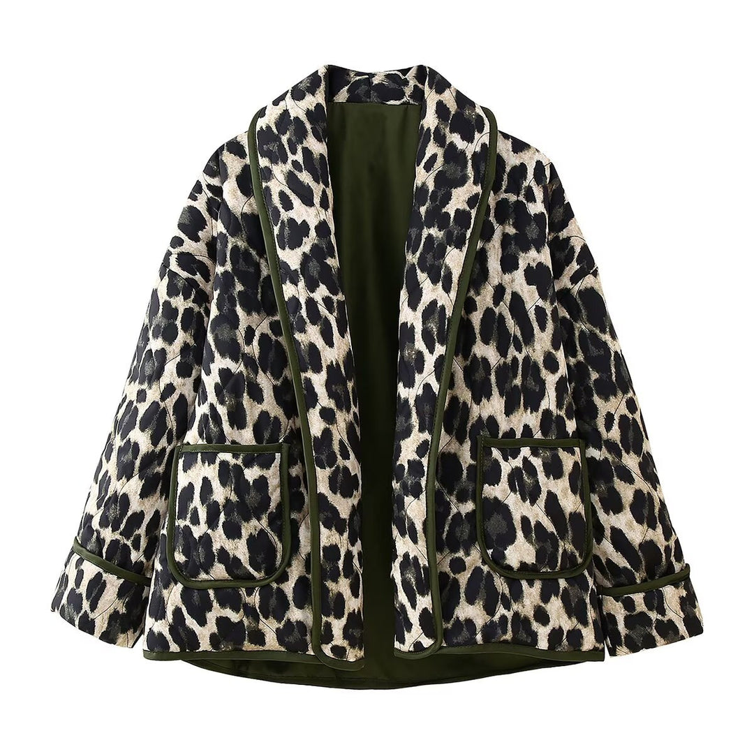 Women's Padded Kimono Jacket with Leopard Print, Oversized Cut and Patch Pockets Mune Fashion