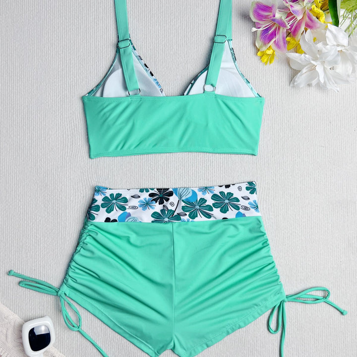 Women's high-waisted bikini set with floral top and flexible shorts Mune Fashion