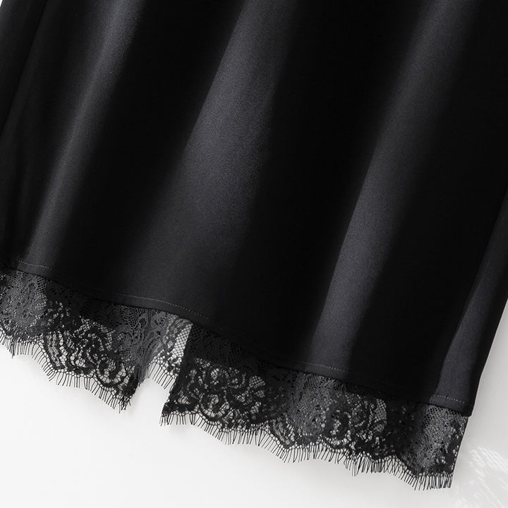 Ladies midi skirt made of satin with lace trim and side pockets Mune Fashion