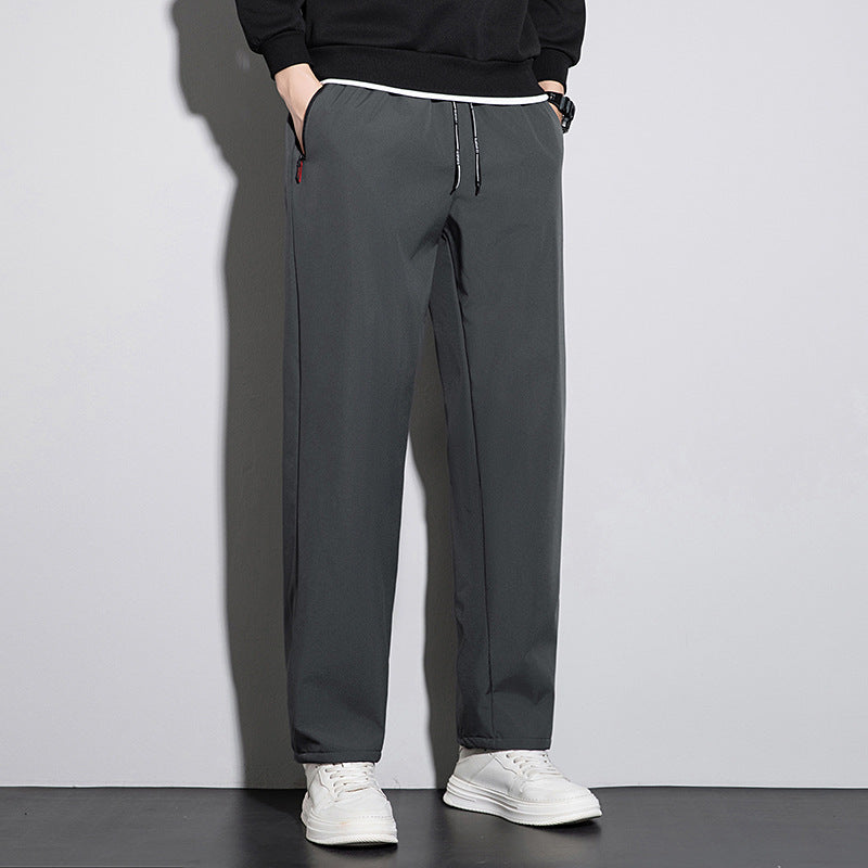 Men's sporty training pants