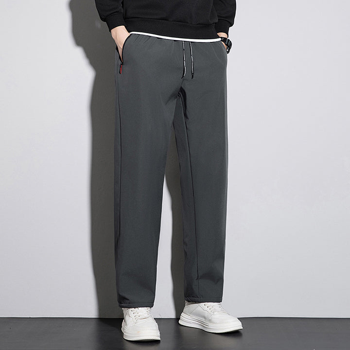 Men's sporty training pants
