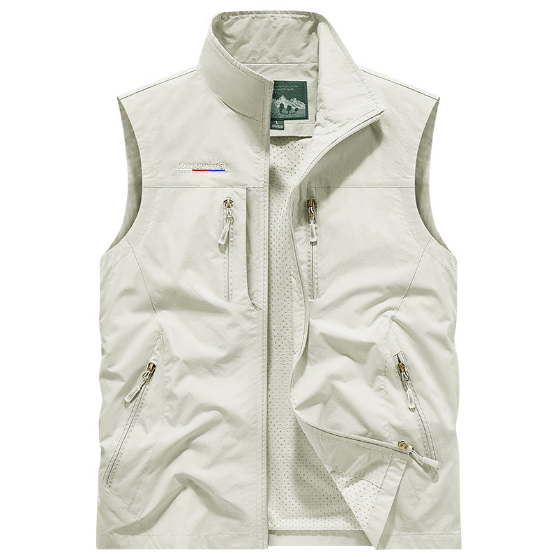Men's Outdoor Utility Fishing Vest with Breathable Mesh Back and Multifunctional Pockets Mune Fashion