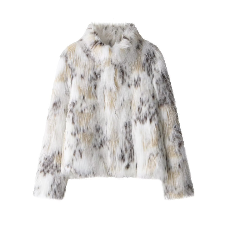 Ladies' short faux fur coat with oversized shawl collar and soft lining Mune Fashion