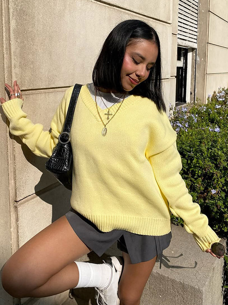 Women Oversize V-Neck Fine Knit Sweater with Structured Stitch Look and Ribbed Cuffs Mune Fashion